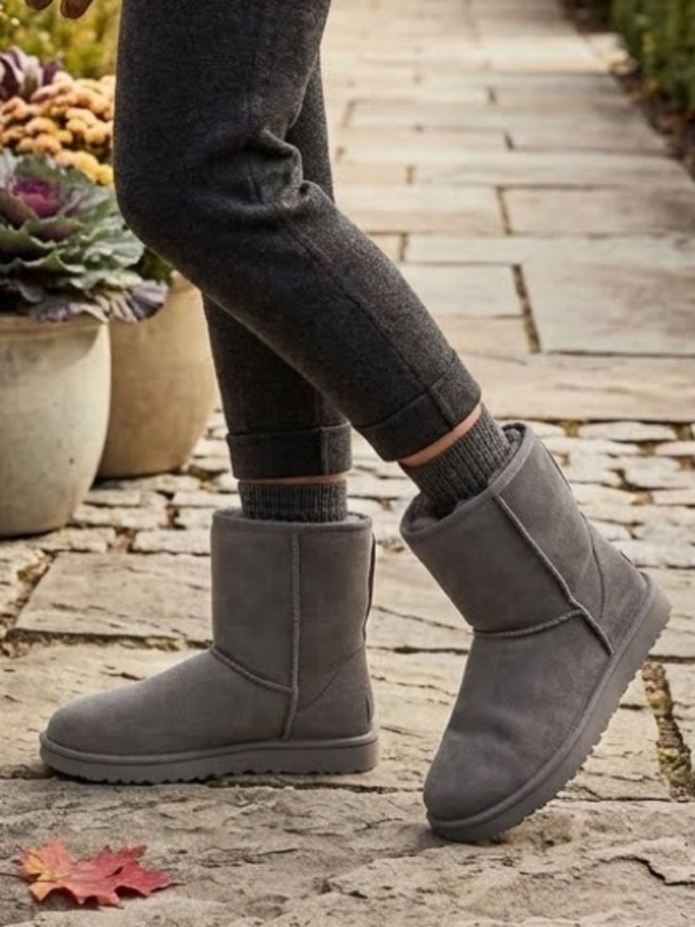 UGG Classic Short II Boots Grey Suede Shearling Winter Ankle Boot Size 9